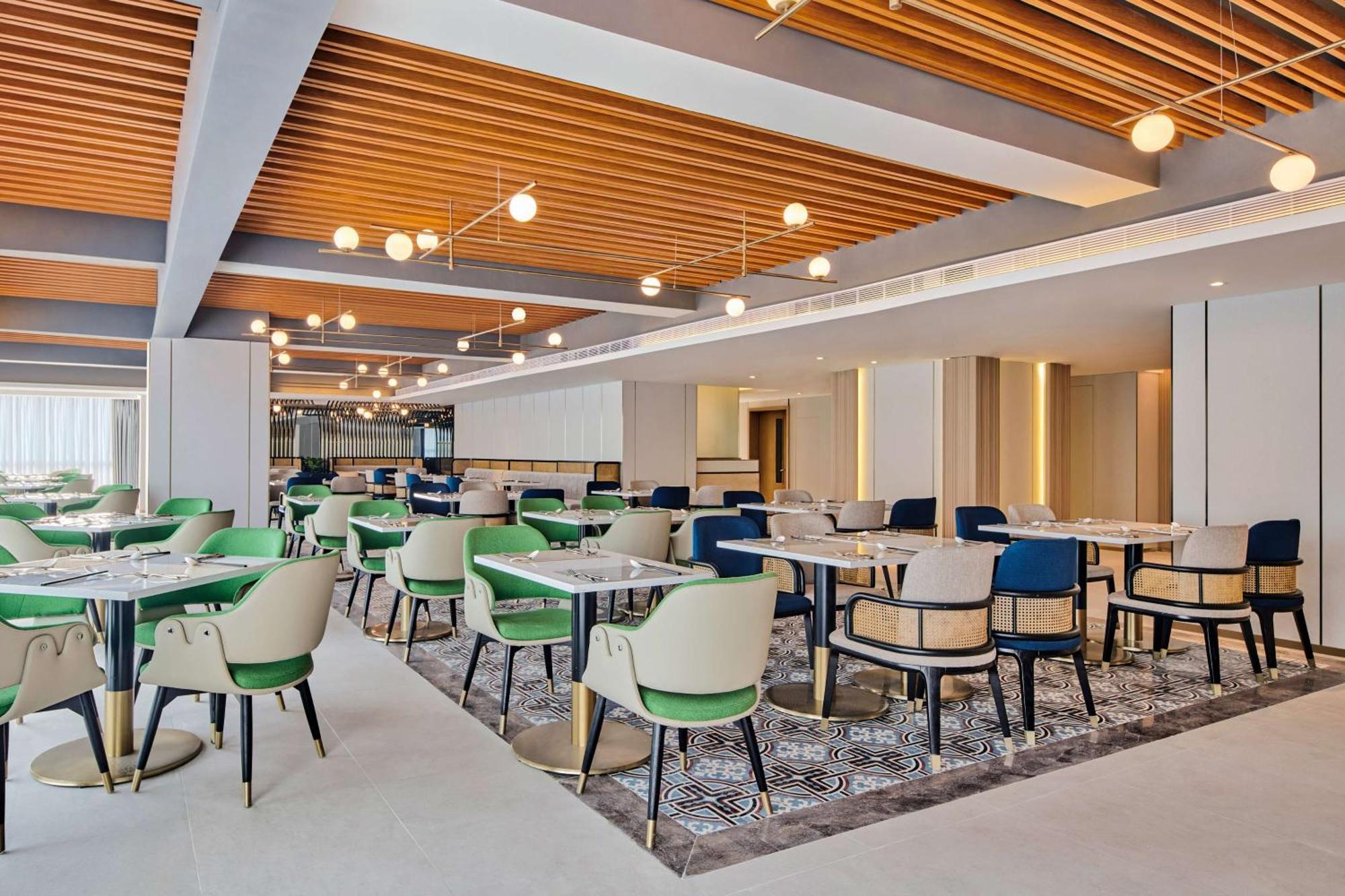 Hilton Garden Inn Wuhan Hankou Exterior photo